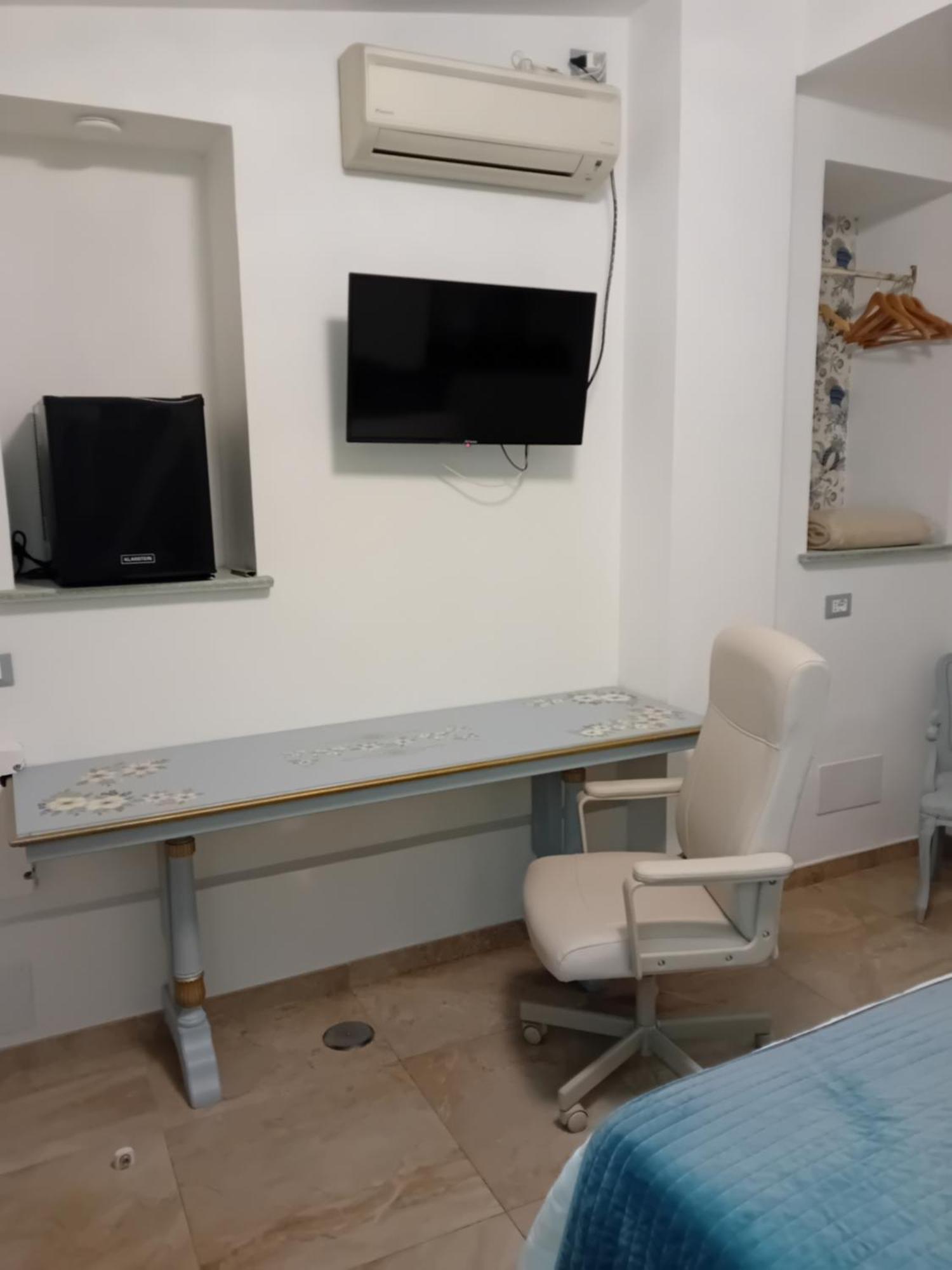 Emari Home Гаэта Экстерьер фото